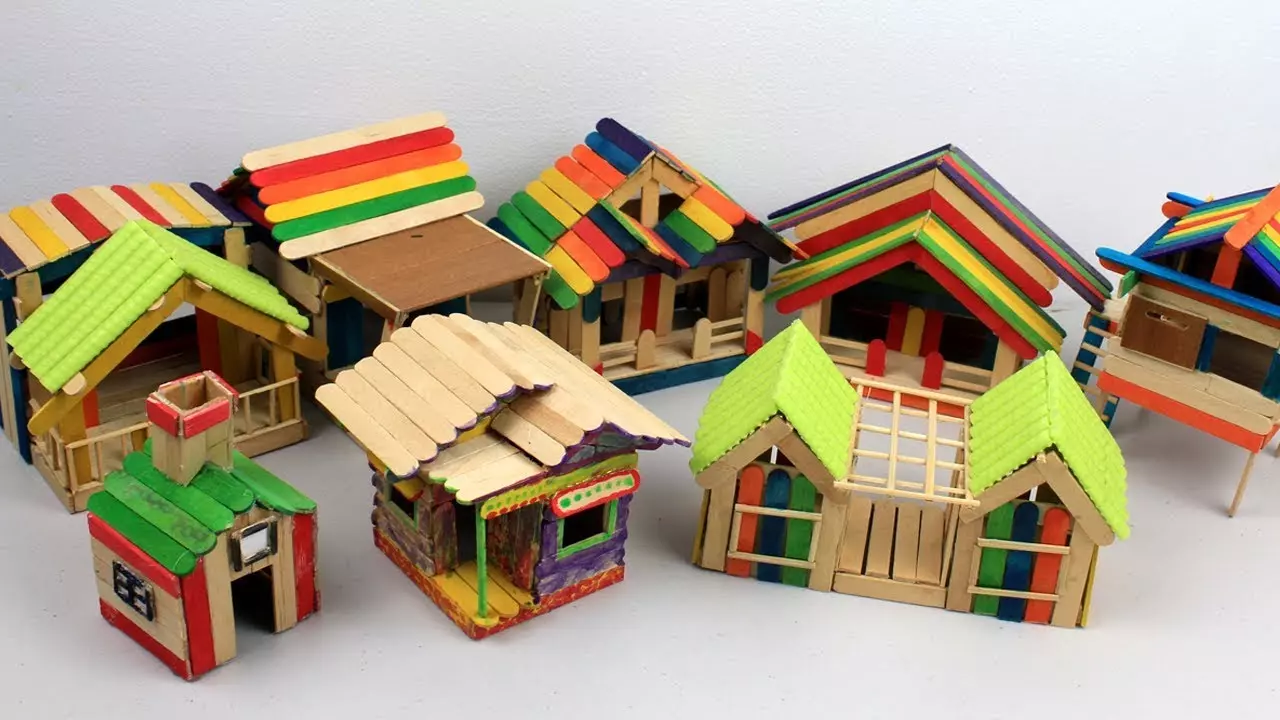 Juguete de maqueta de madera